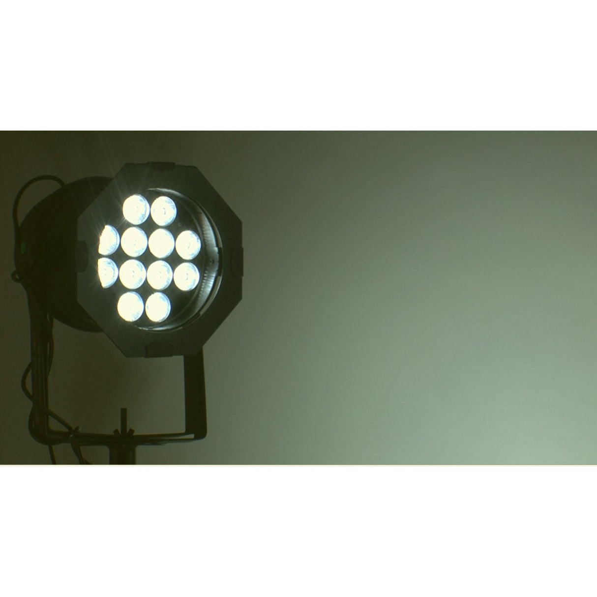Briteq BT-Stagepar 6in1 Led Par